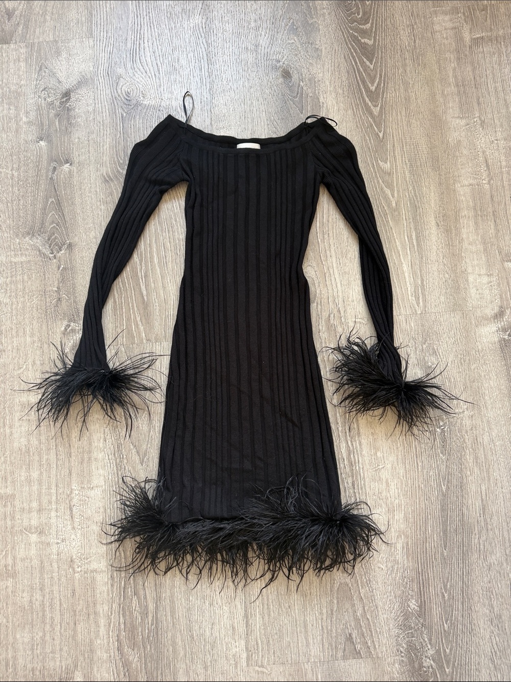 Milly : Off-Shoulder Black Feather-Trim Knit Dress/ P